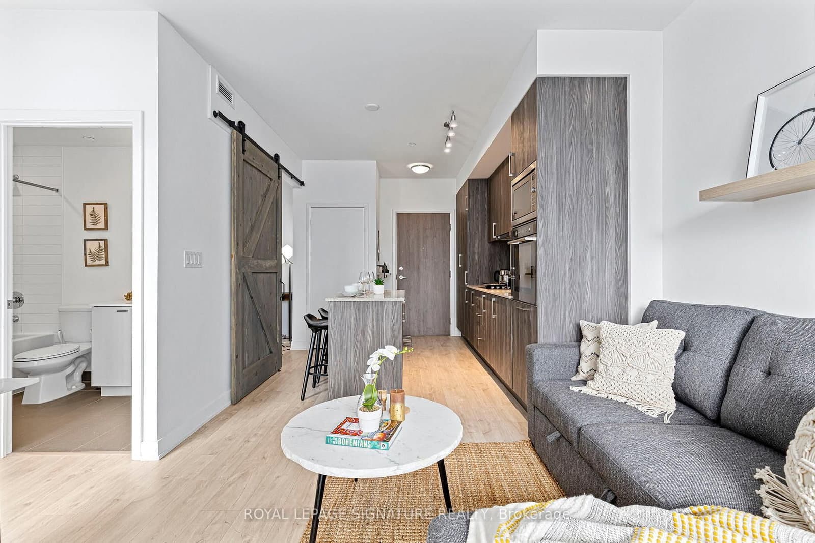576 Front Street W, Unit 806E thumbnail 9