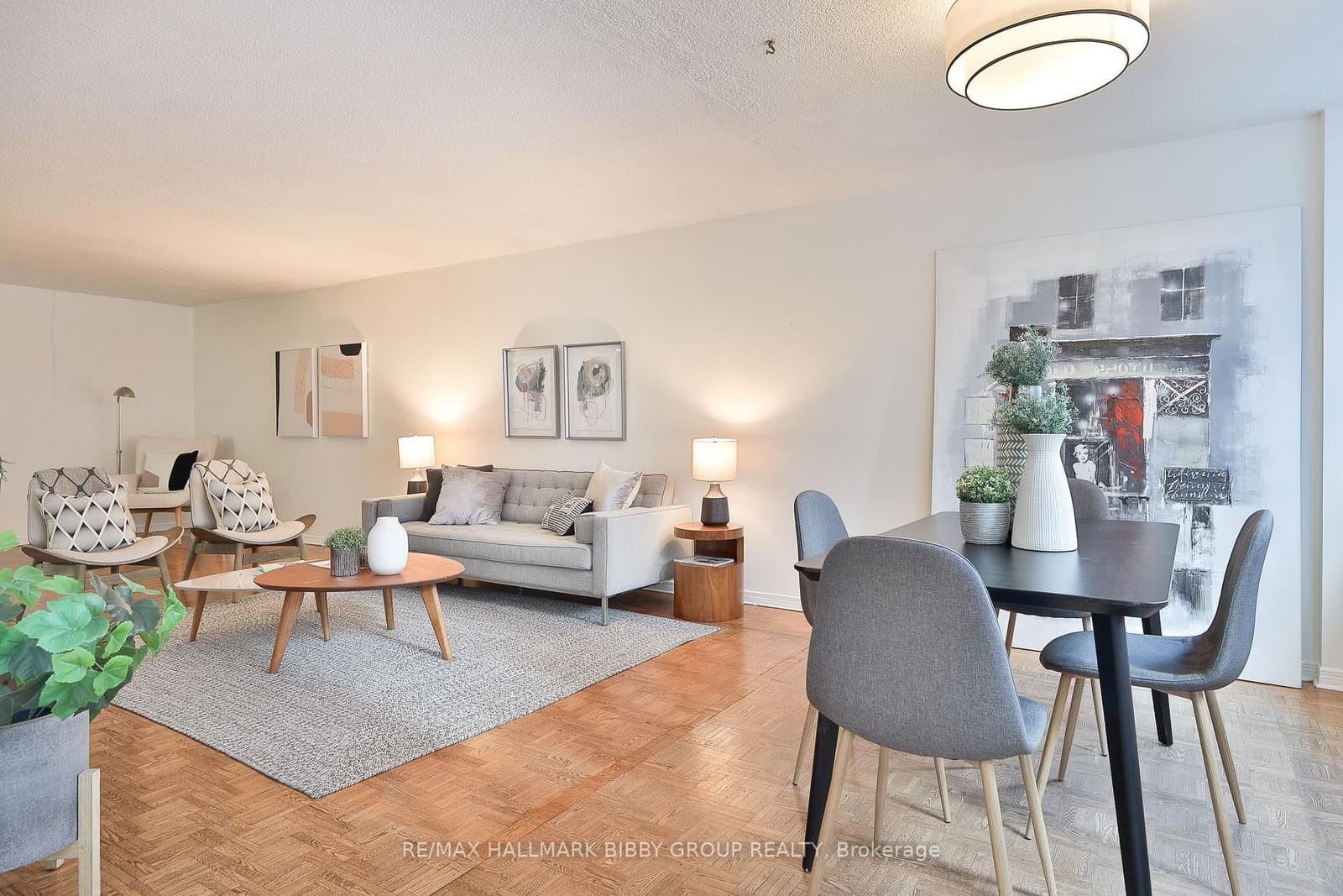 360 Bloor Street E, Unit 1007 thumbnail 5