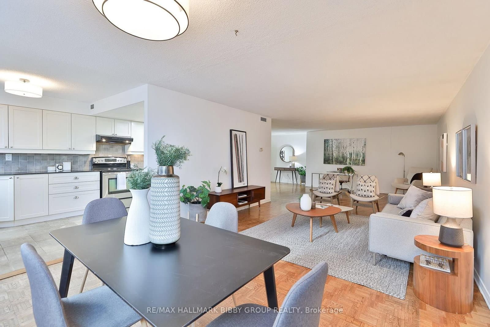 360 Bloor Street E, Unit 1007 thumbnail 7