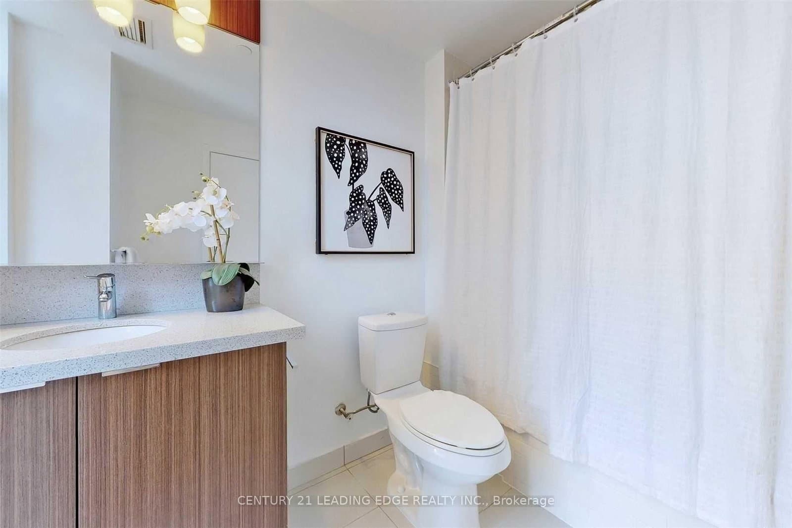 21 Widmer Street, Unit 1702 thumbnail 17