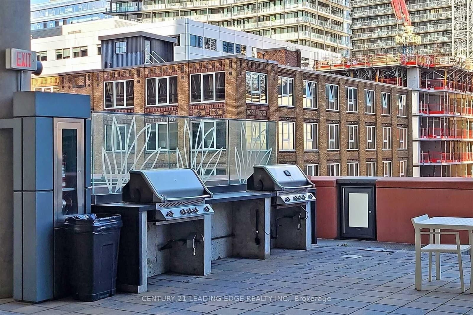 21 Widmer Street, Unit 1702 thumbnail 27