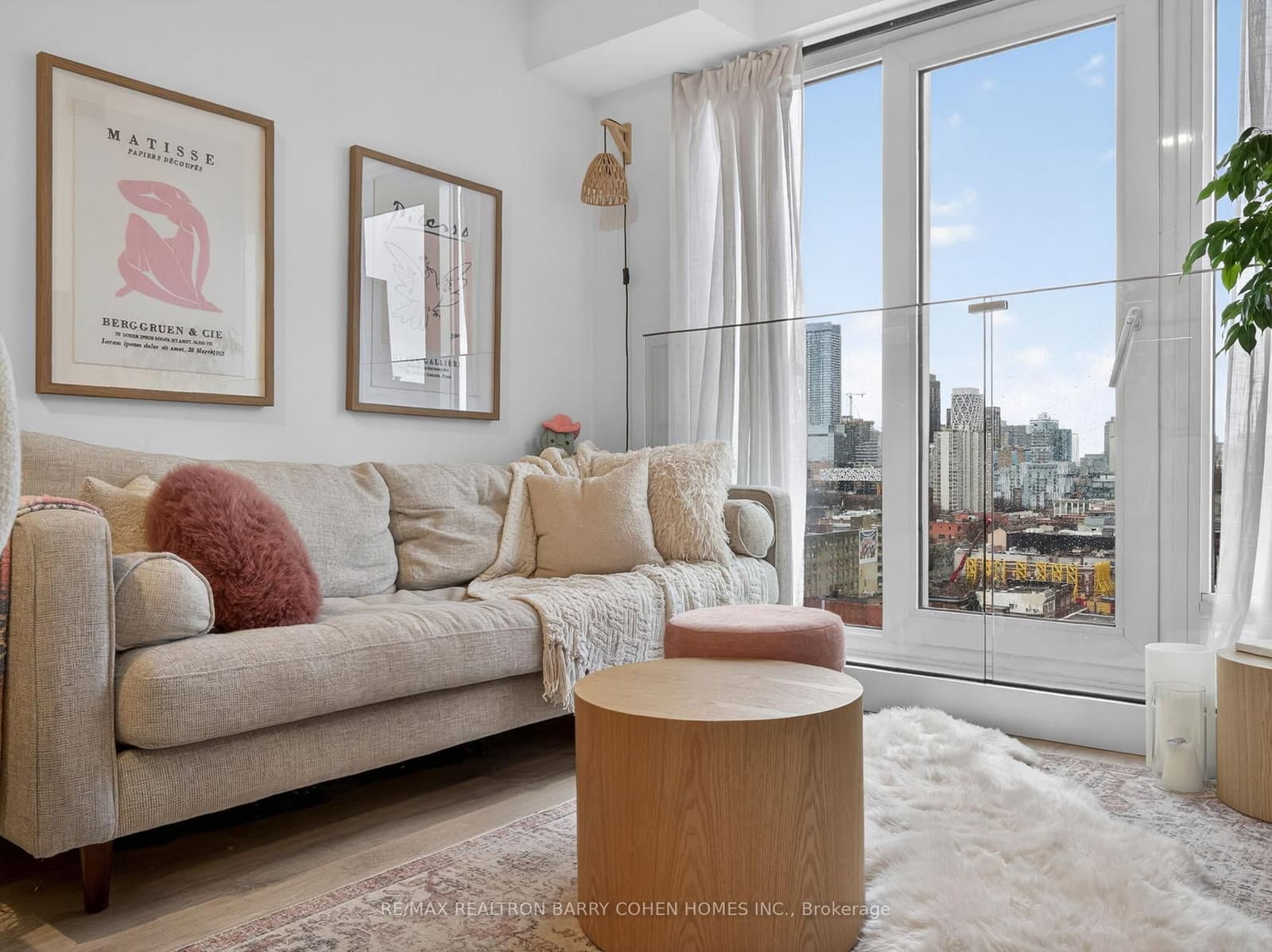 2 Augusta Avenue, Unit PH3 thumbnail 8