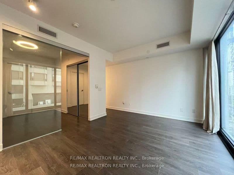 188 Cumberland Street, Unit 1506 thumbnail 18