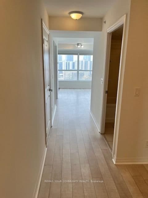 275 Yorkland Road, Unit 1602 thumbnail 10