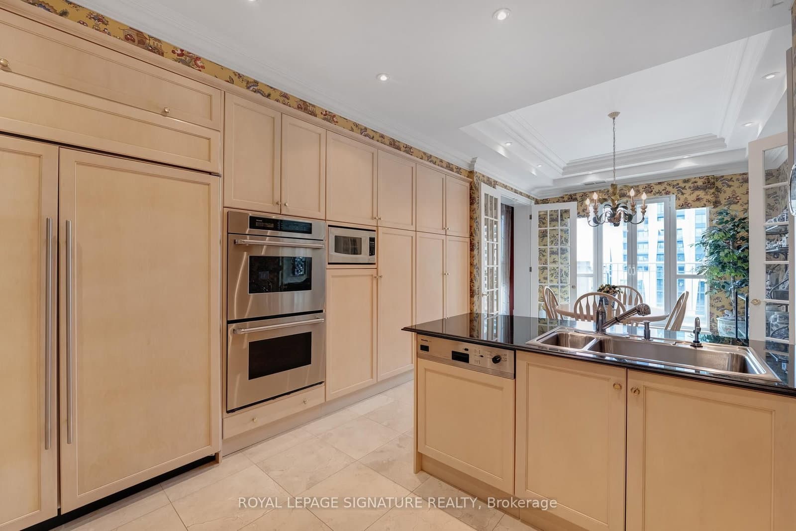 33 Delisle Avenue, Unit 1004 thumbnail 11