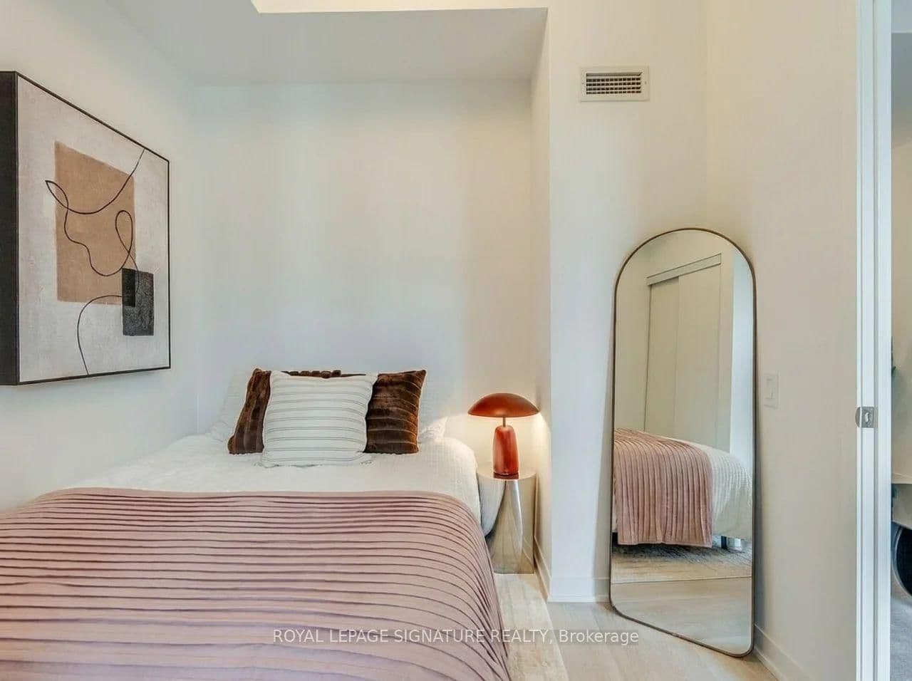 500 Wilson Avenue, Unit 523 thumbnail 15