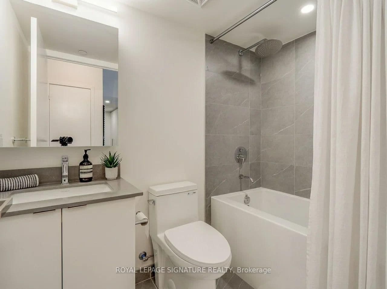 500 Wilson Avenue, Unit 523 thumbnail 16