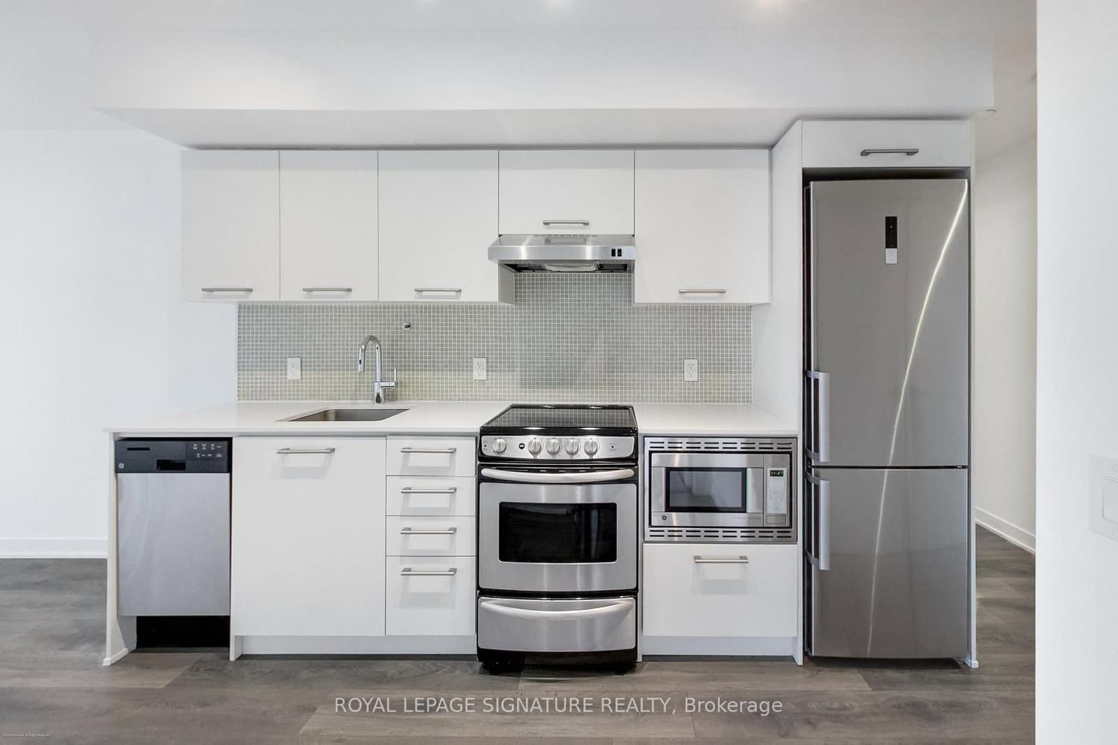 87 Peter Street, Unit 1203 thumbnail 13