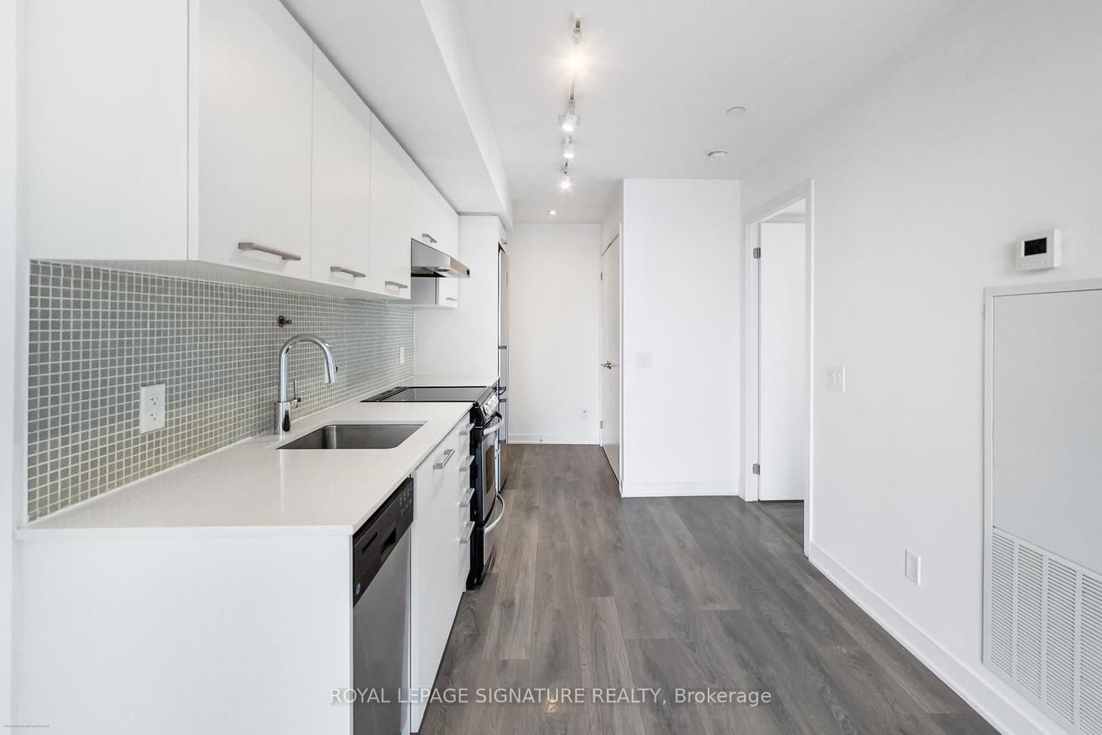 87 Peter Street, Unit 1203 thumbnail 16