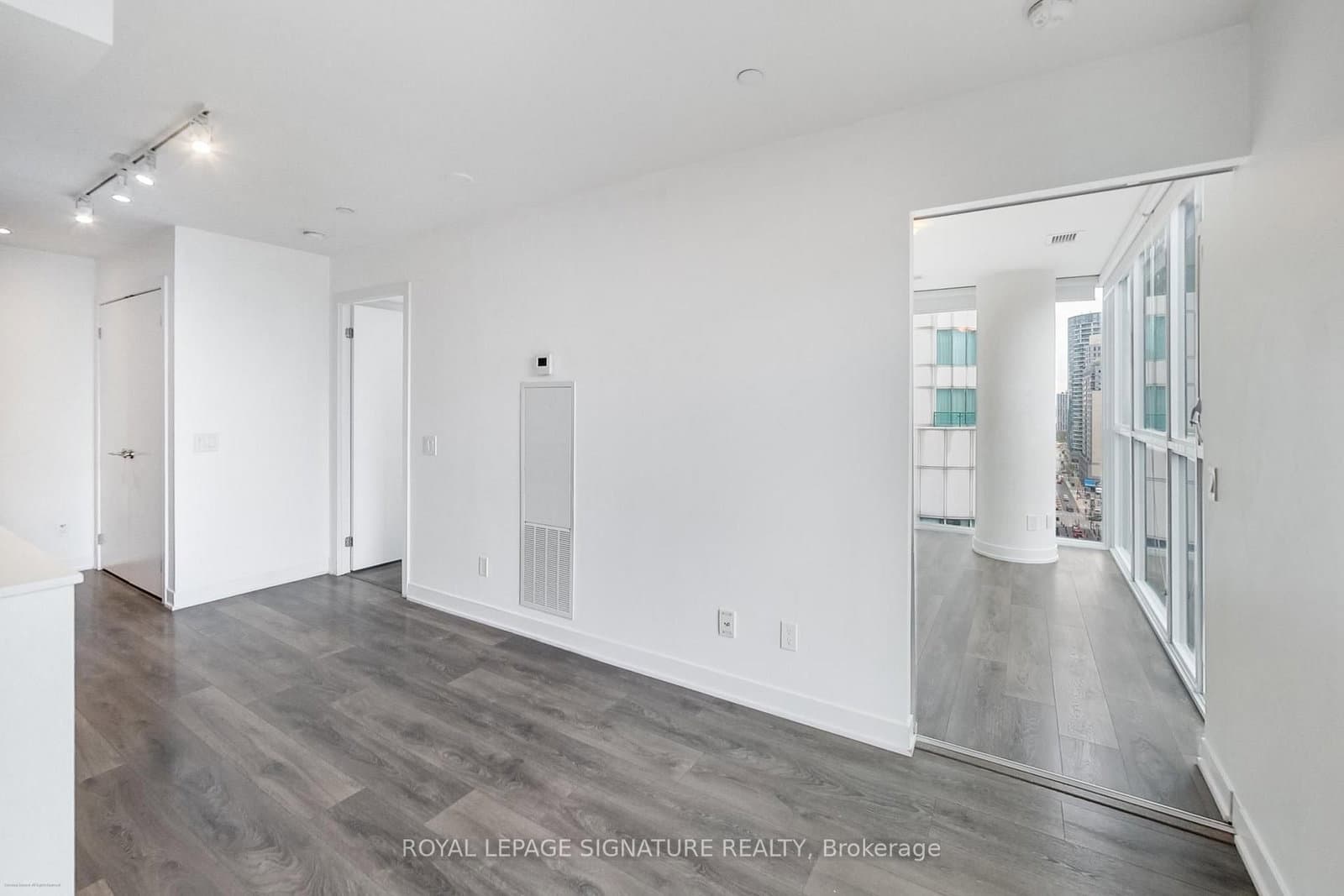 87 Peter Street, Unit 1203 thumbnail 20