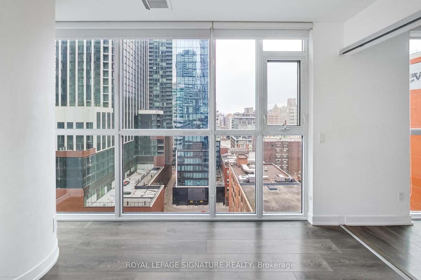 87 Peter Street, Unit 1203 thumbnail 25