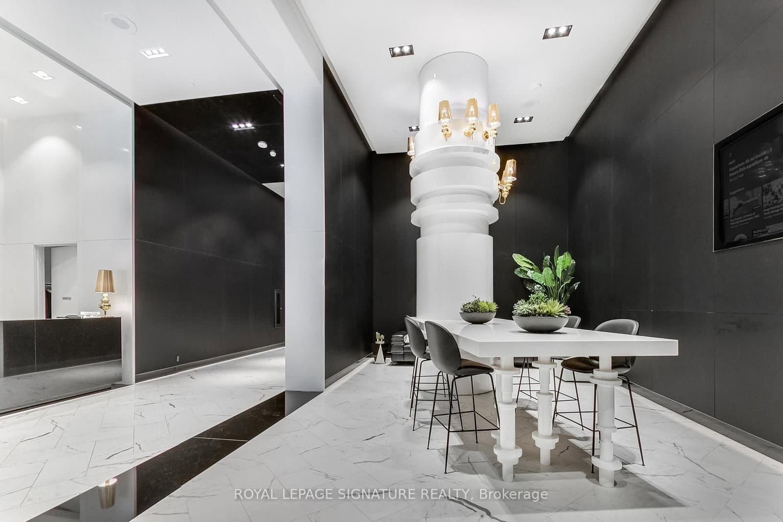 87 Peter Street, Unit 1203 thumbnail 27