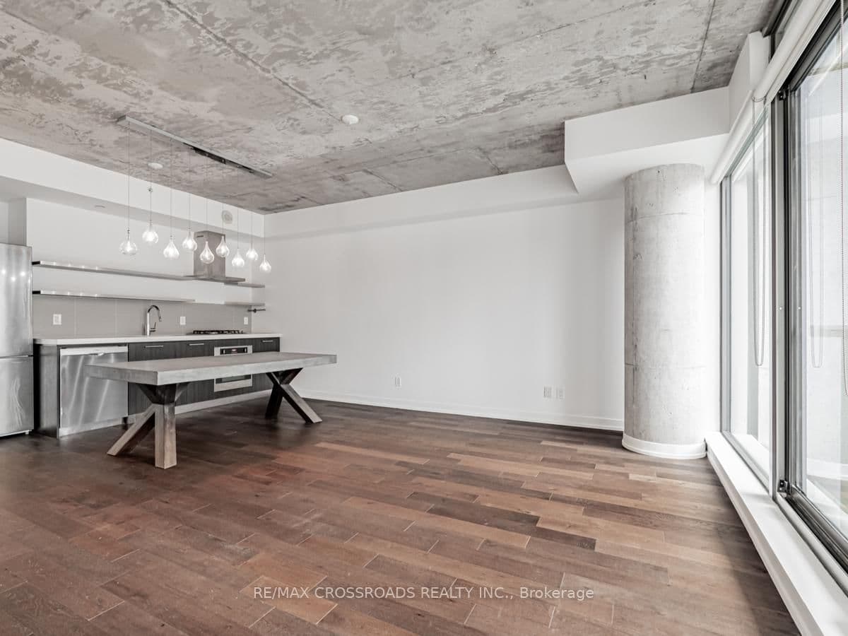560 King Street W, Unit 524 thumbnail 10