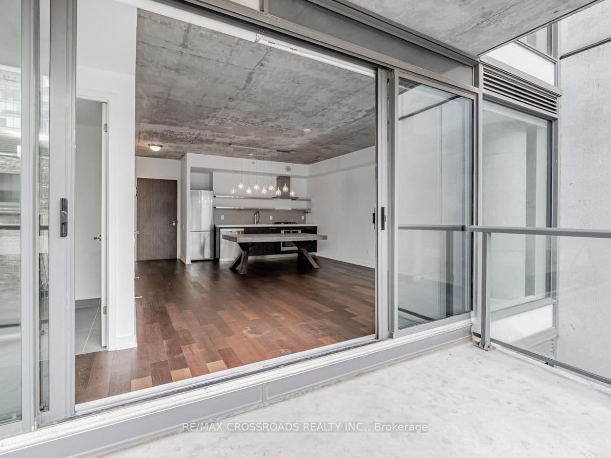 560 King Street W, Unit 524 thumbnail 25