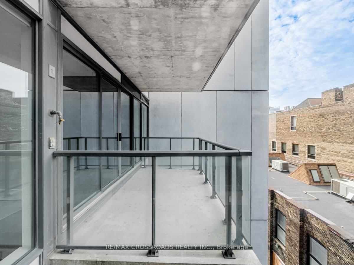 560 King Street W, Unit 524 thumbnail 26