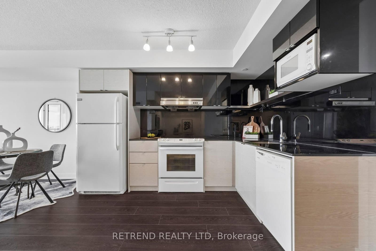 72 Esther Shiner Boulevard, Unit 2108 thumbnail 12