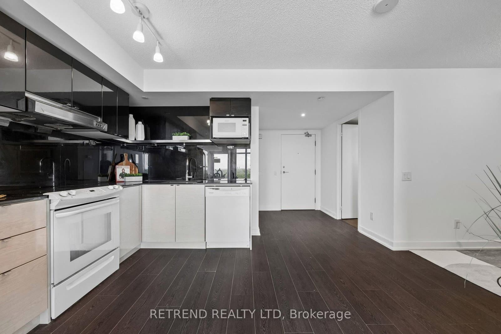 72 Esther Shiner Boulevard, Unit 2108 thumbnail 14