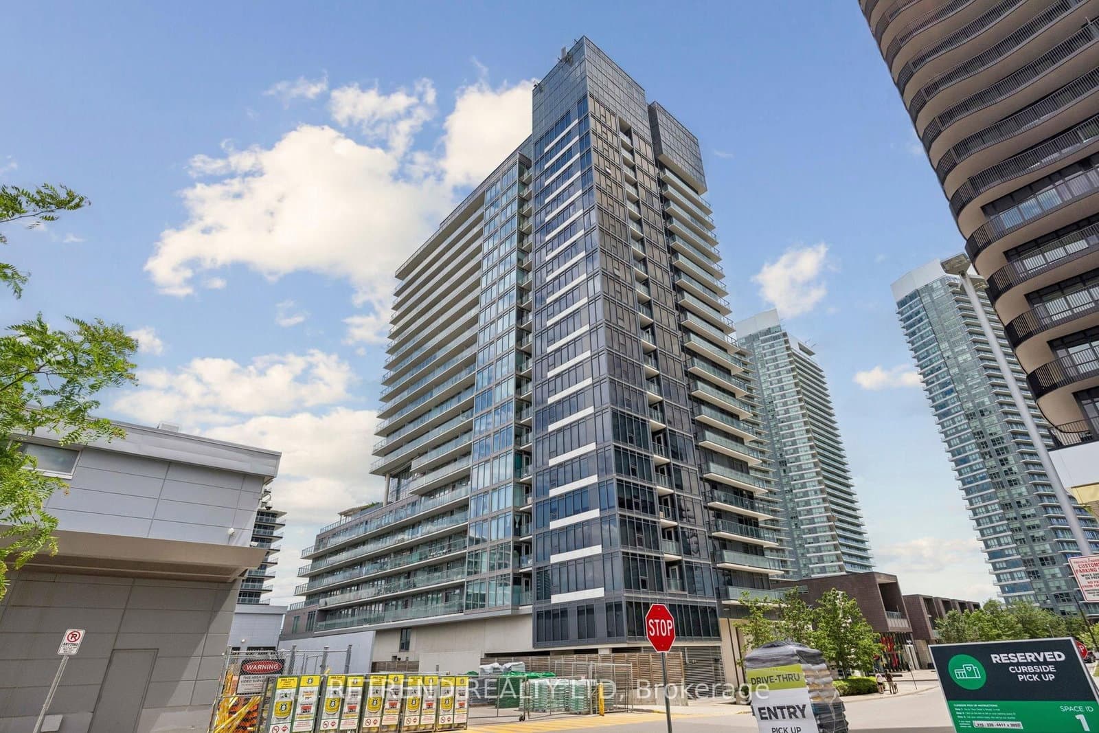 72 Esther Shiner Boulevard, Unit 2108 thumbnail 33