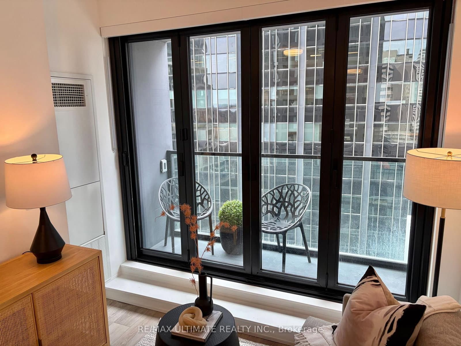 20 Soudan Avenue, Unit 1008 thumbnail 8