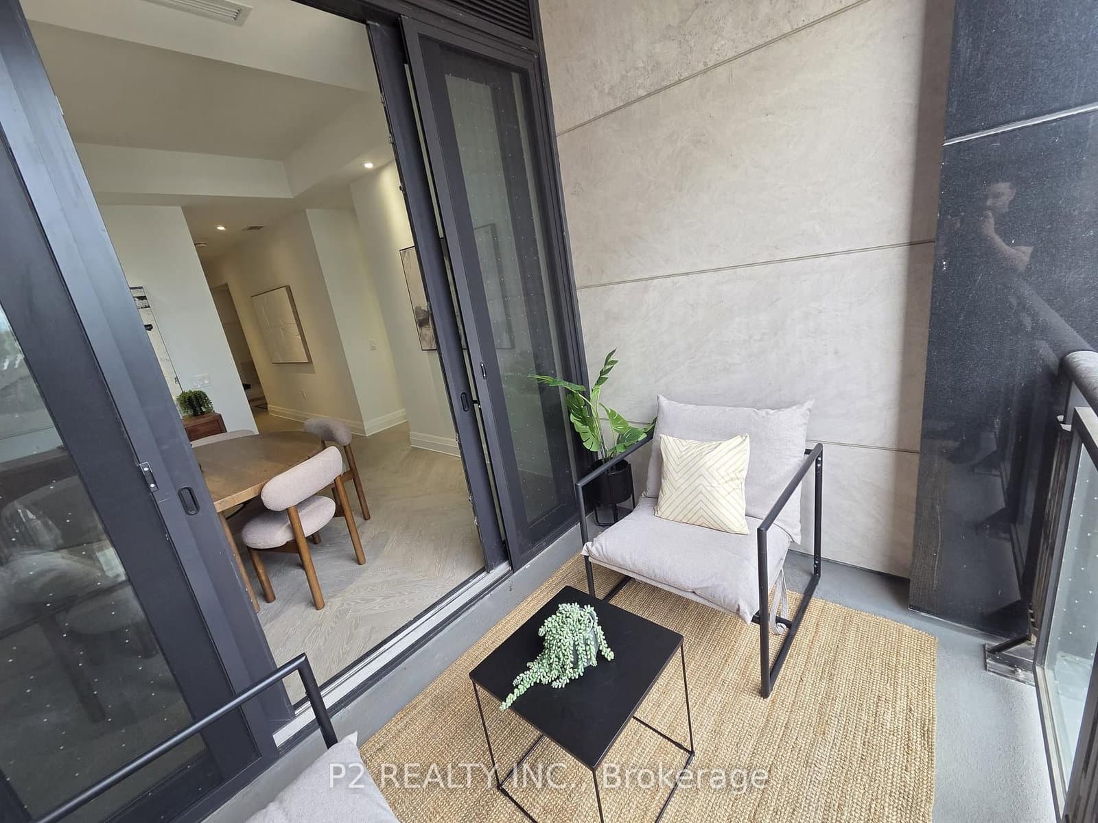 2 Forest Hill, Unit 411 thumbnail 33