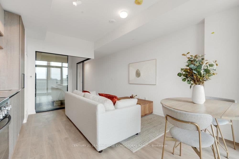 181 Sterling Road, Unit 404 thumbnail 4