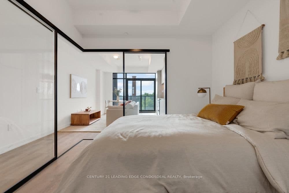 181 Sterling Road, Unit 404 thumbnail 7