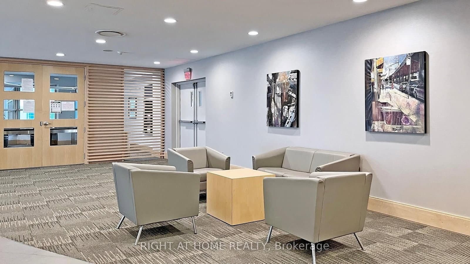 10 Yonge Street, Unit 1706 thumbnail 31