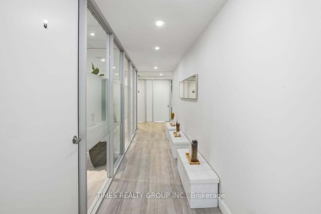 801 Eglinton Avenue W, Unit 400 thumbnail 21