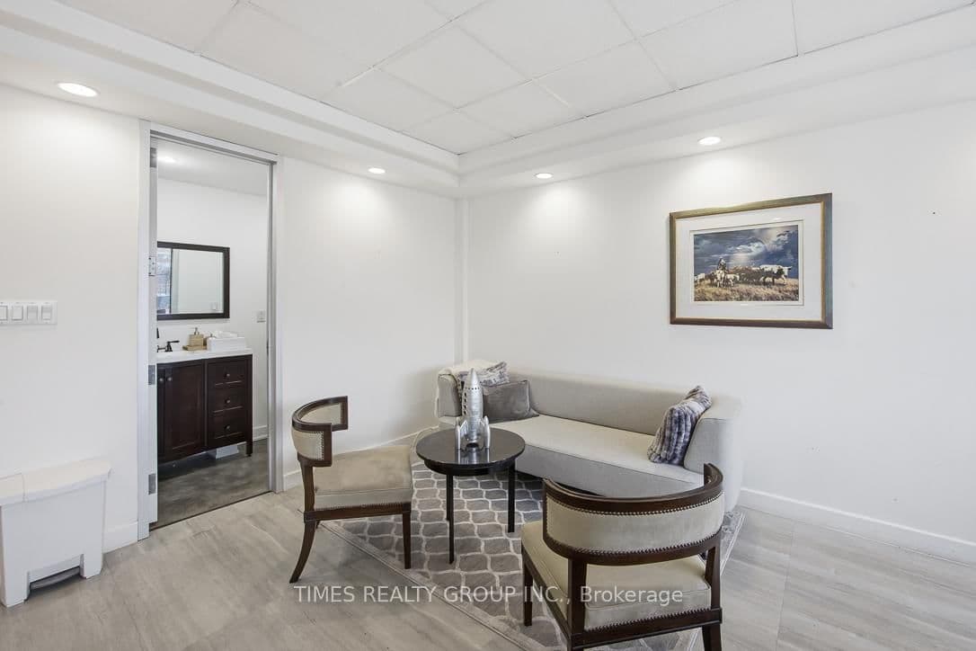 801 Eglinton Avenue W, Unit 400 thumbnail 30