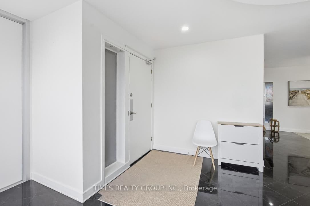 801 Eglinton Avenue W, Unit 400 thumbnail 6