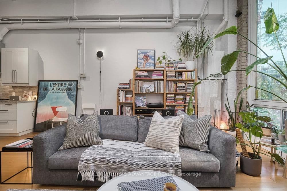 264 Seaton Street, Unit 206 thumbnail 27