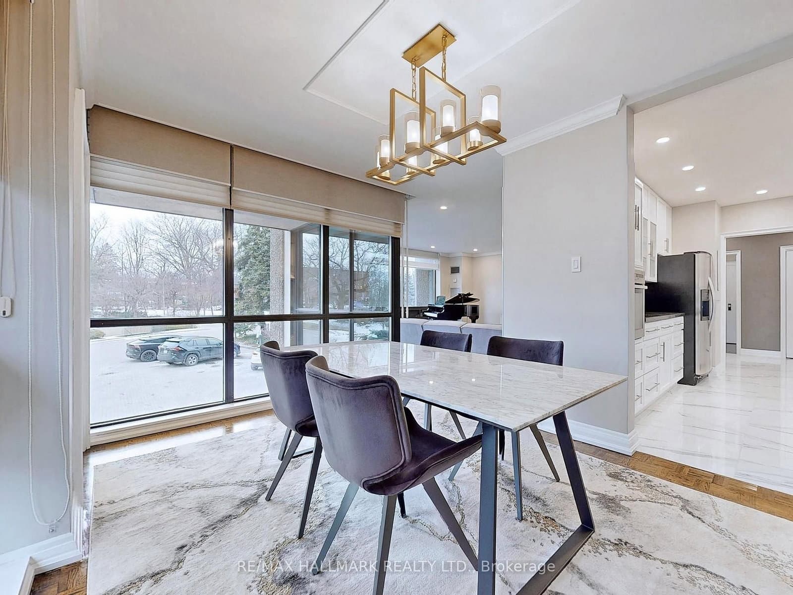 619 Avenue Road, Unit 201 thumbnail 16