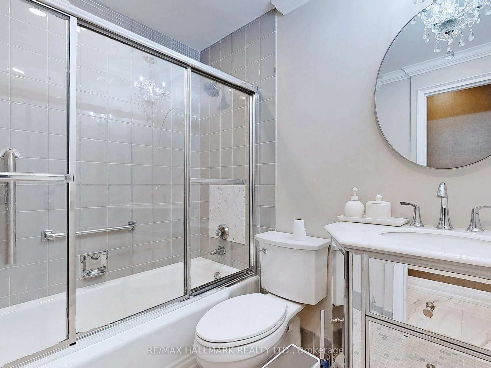 619 Avenue Road, Unit 201 thumbnail 28
