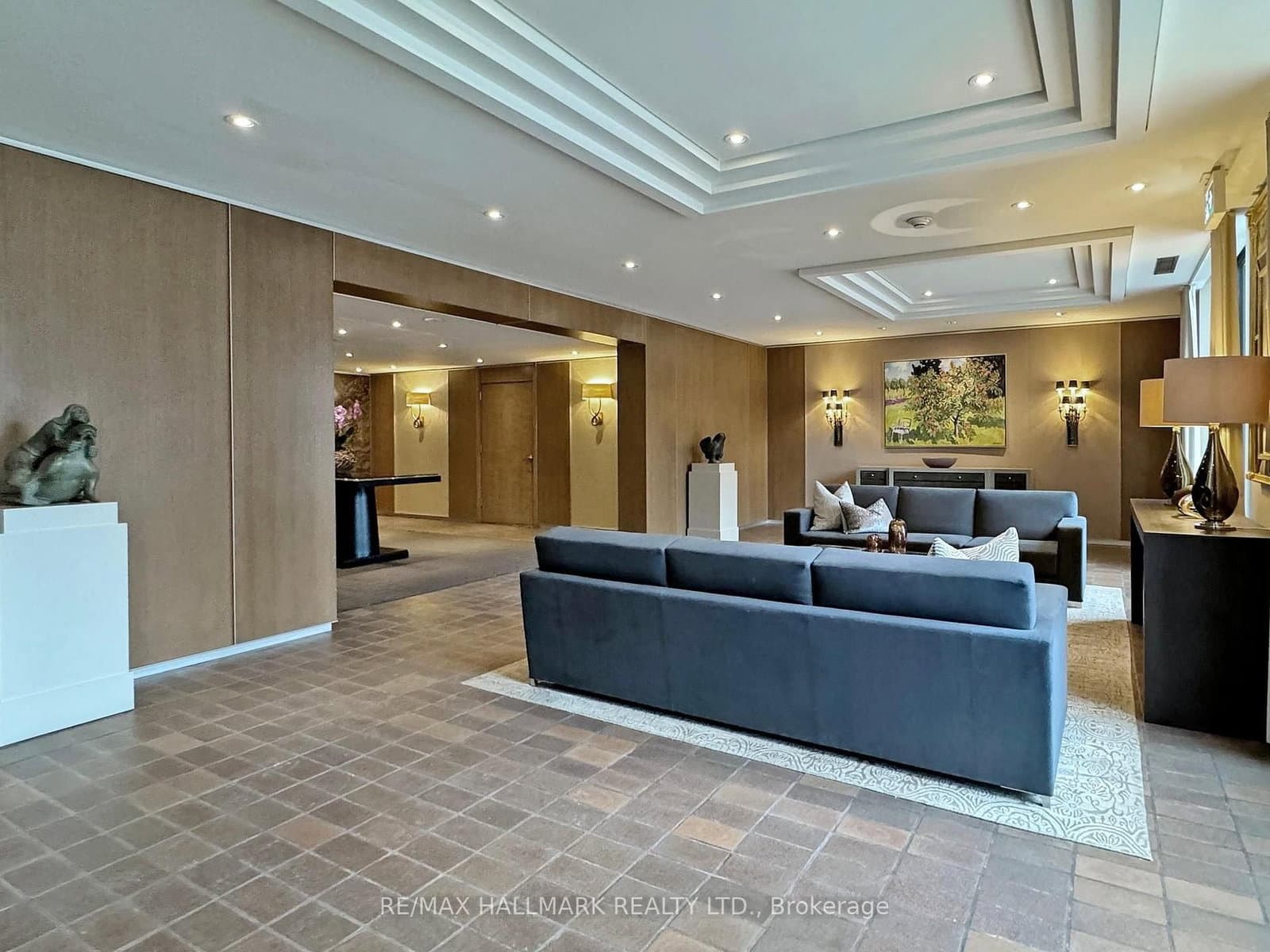 619 Avenue Road, Unit 201 thumbnail 7