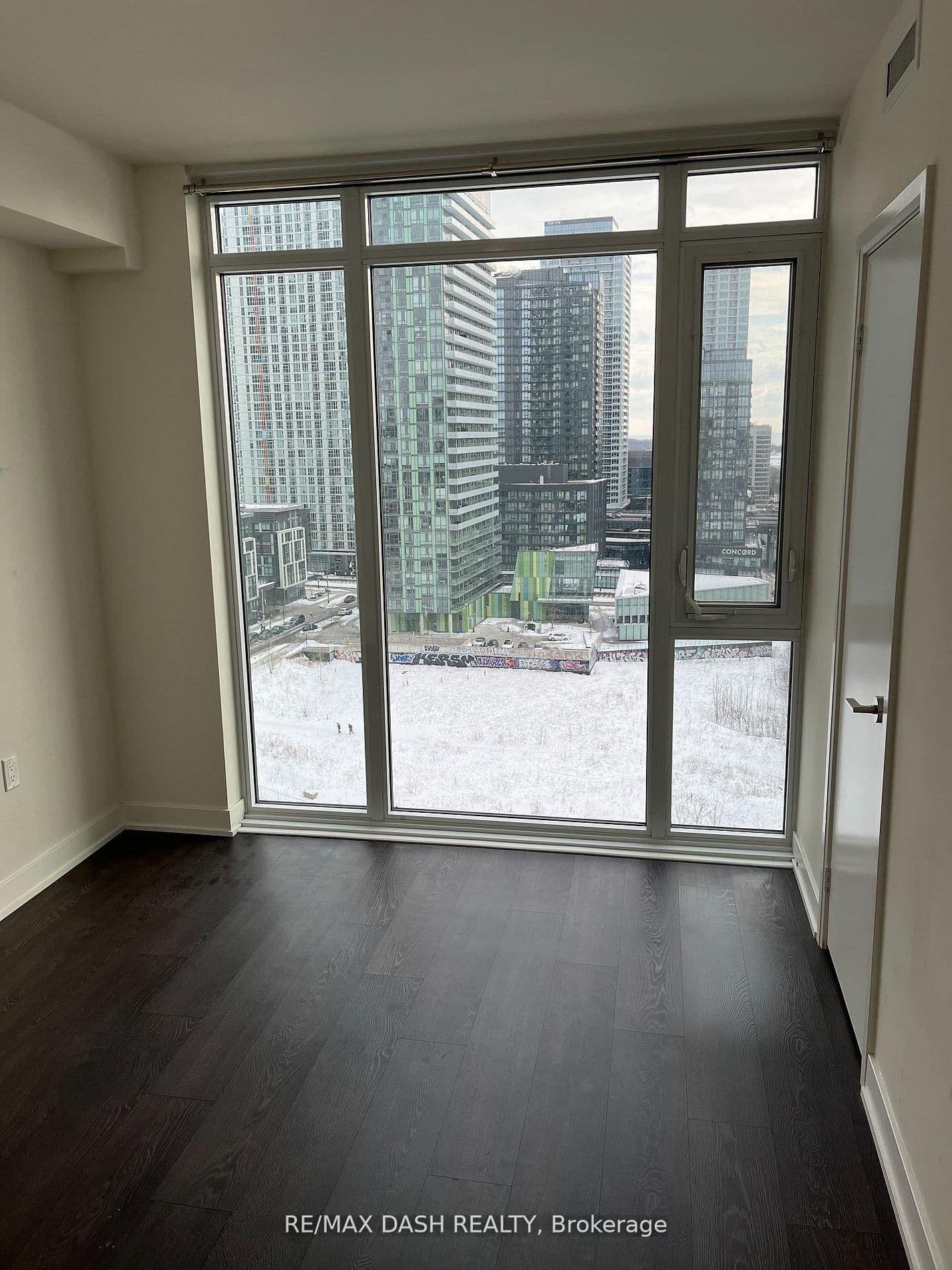27 Bathurst Street, Unit 806W thumbnail 21