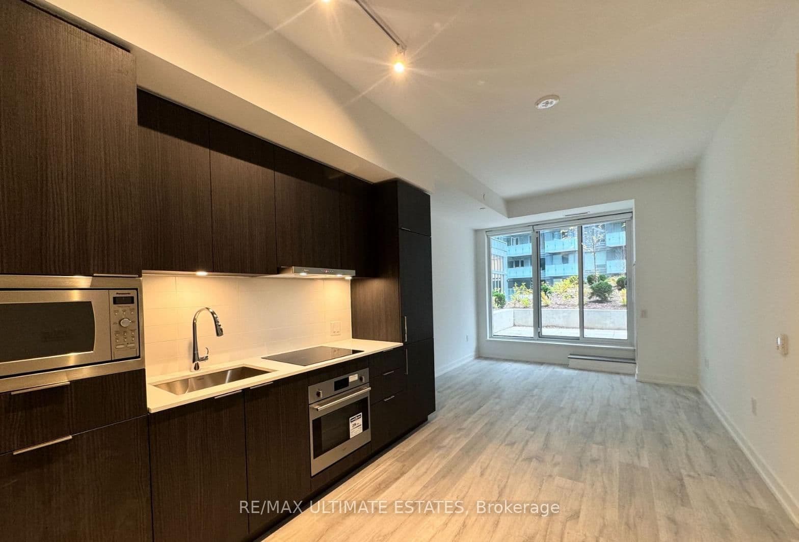 8 Olympic Garden Drive N, Unit S301 thumbnail 2