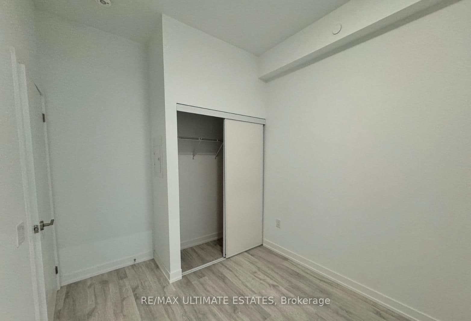 8 Olympic Garden Drive N, Unit S301 thumbnail 7