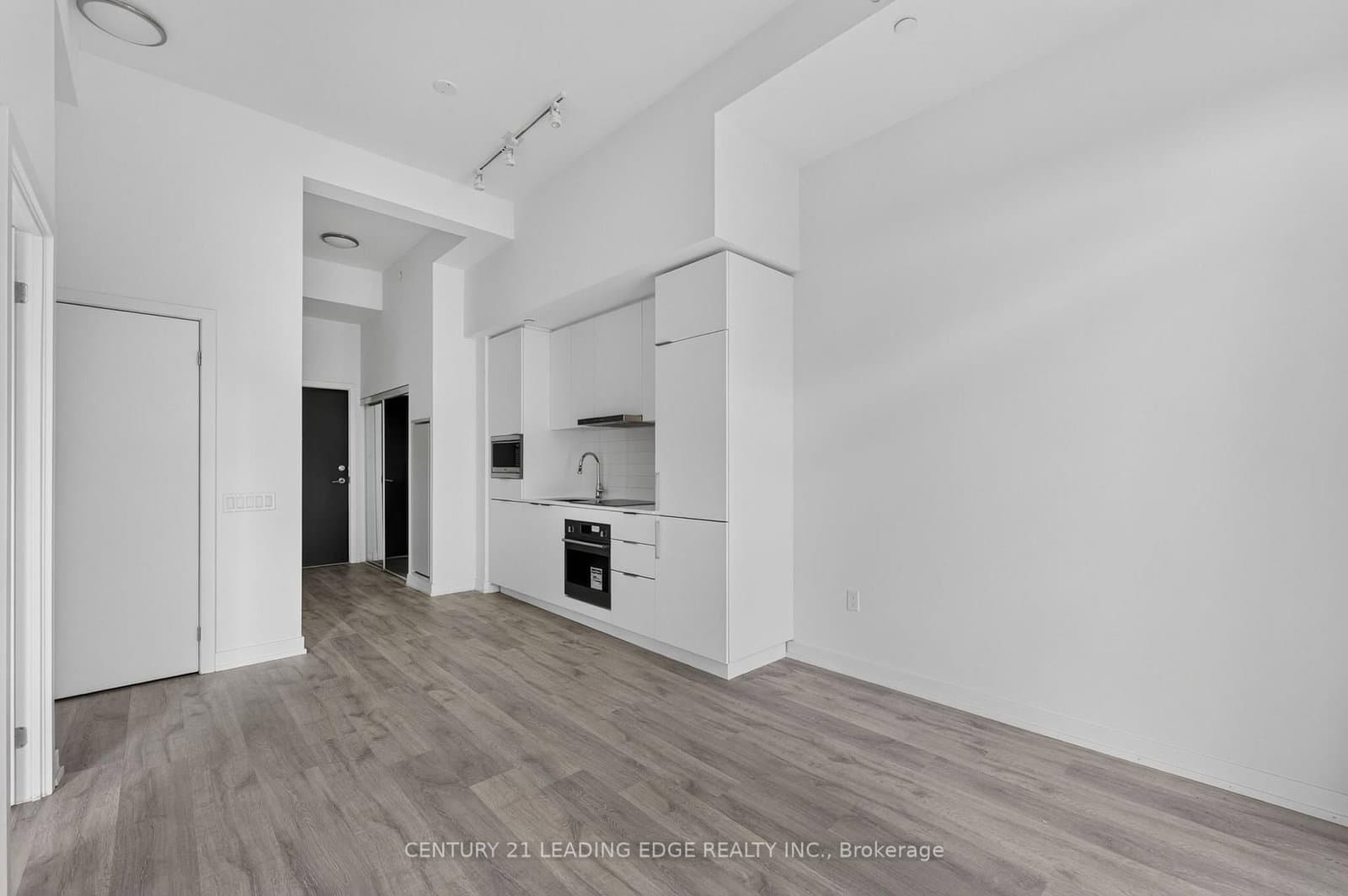 7 Golden Lion Heights, Unit N908 thumbnail 6
