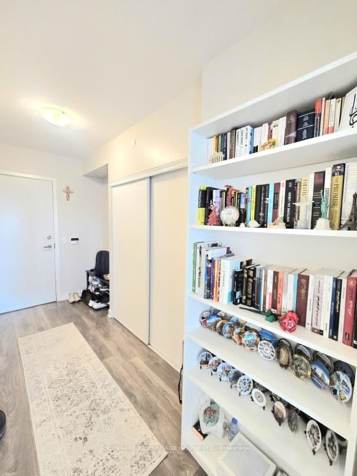 195 Redpath Avenue, Unit 2006 thumbnail 2