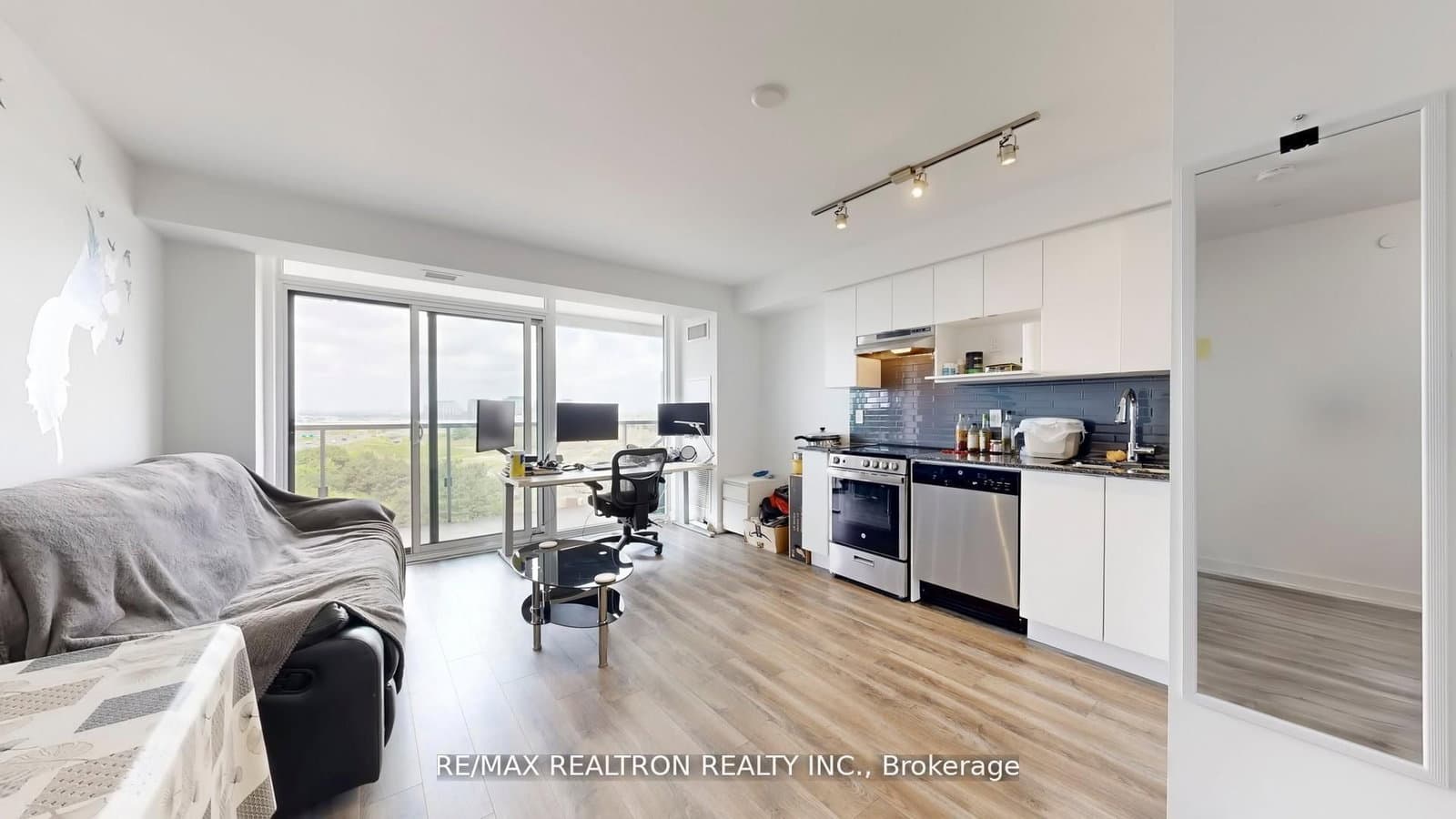120 Varna Drive, Unit 1007 thumbnail 12