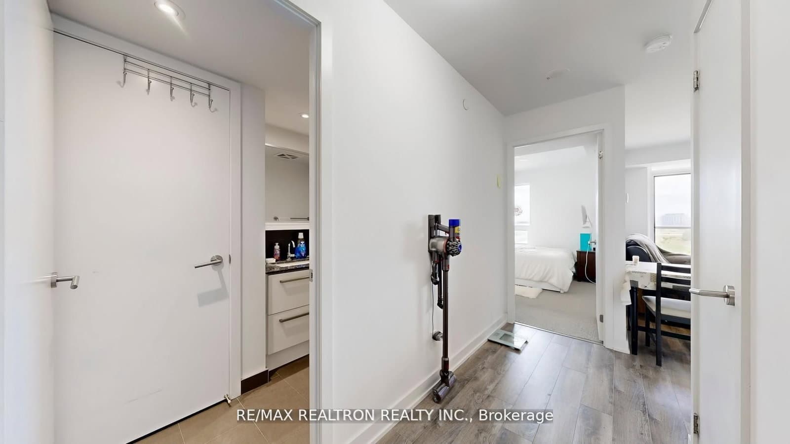 120 Varna Drive, Unit 1007 thumbnail 31
