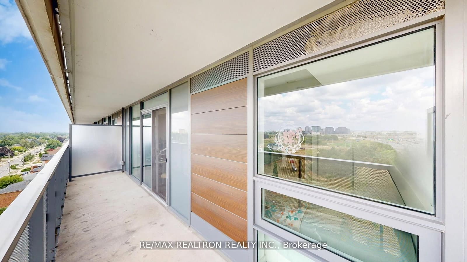 120 Varna Drive, Unit 1007 thumbnail 35