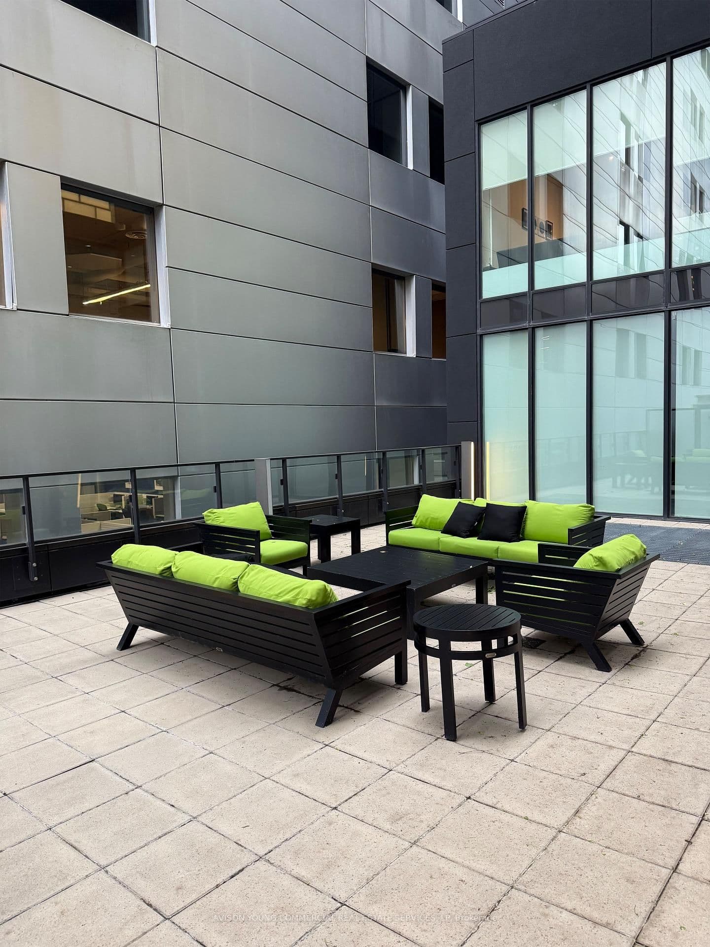 117 Peter Street, Unit 308 thumbnail 3