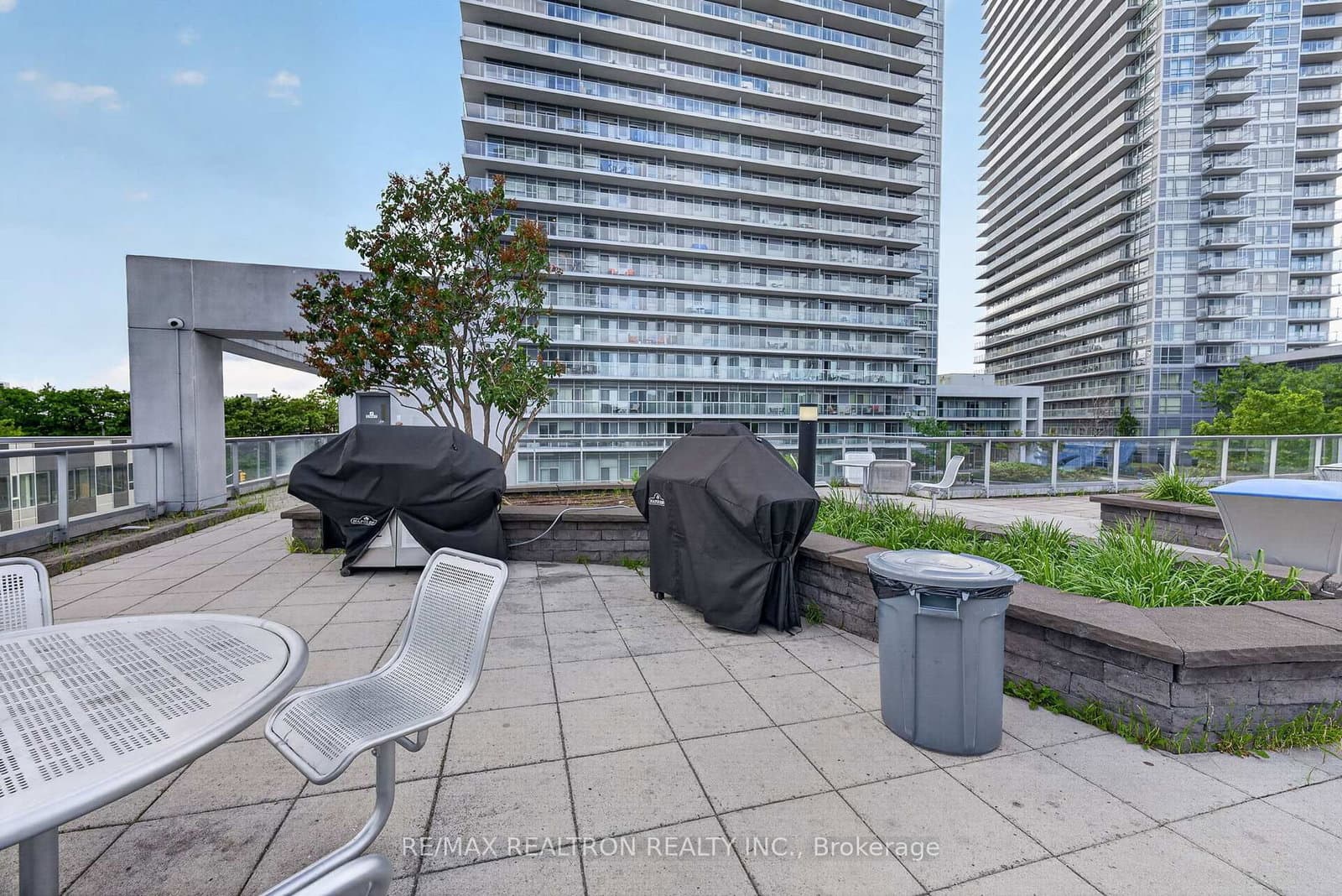 275 Yorkland Road, Unit 209 thumbnail 18
