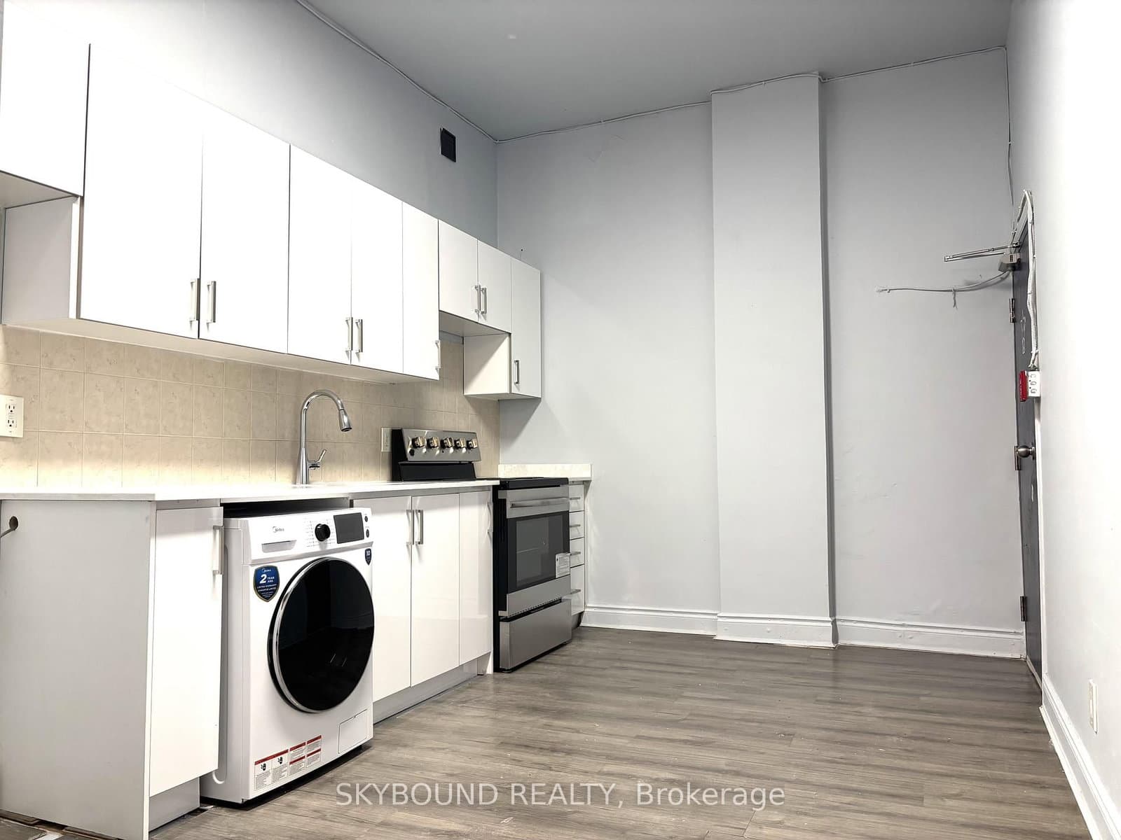527 Queen Street W, Unit 2A thumbnail 5