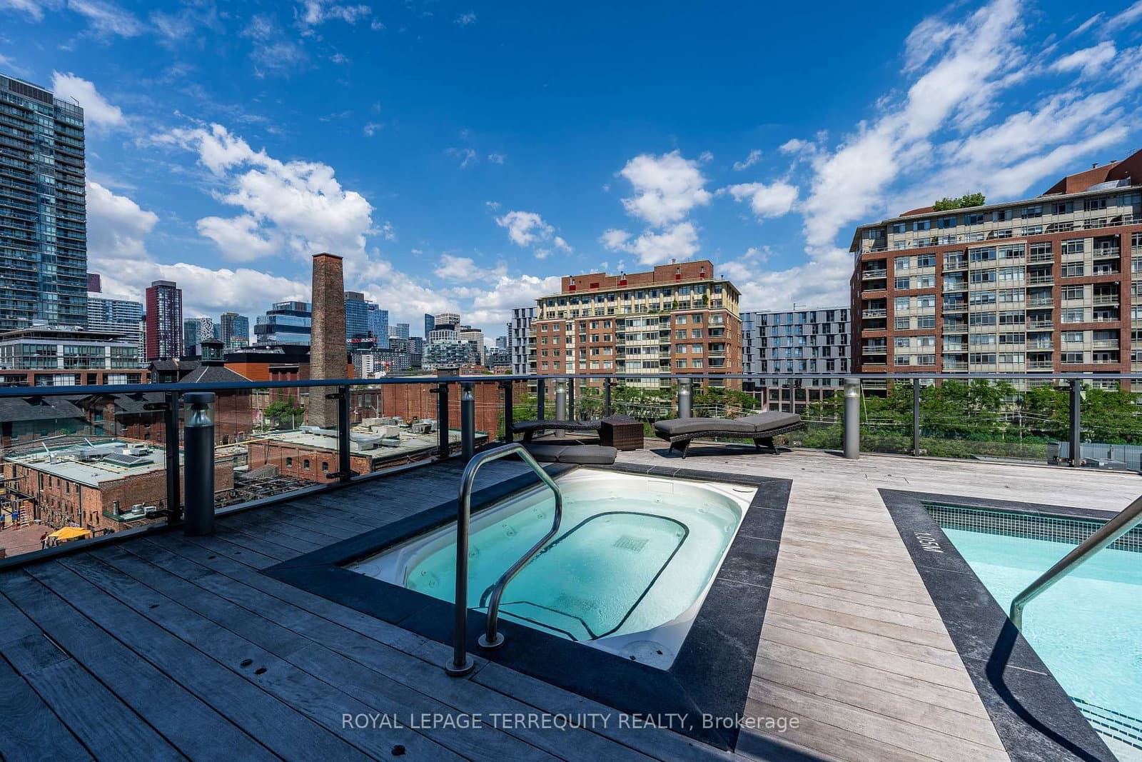 70 Distillery Lane, Unit 2107 thumbnail 28