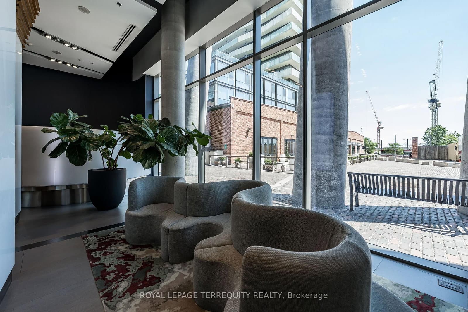 70 Distillery Lane, Unit 2107 thumbnail 42