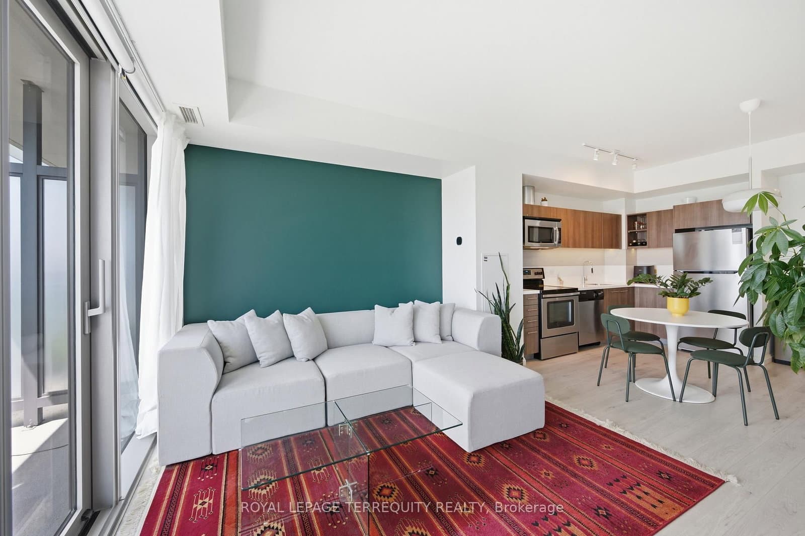 70 Distillery Lane, Unit 2107 thumbnail 8