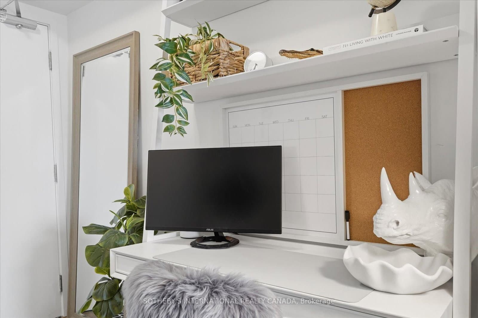 195 Redpath Avenue, Unit 2307 thumbnail 20