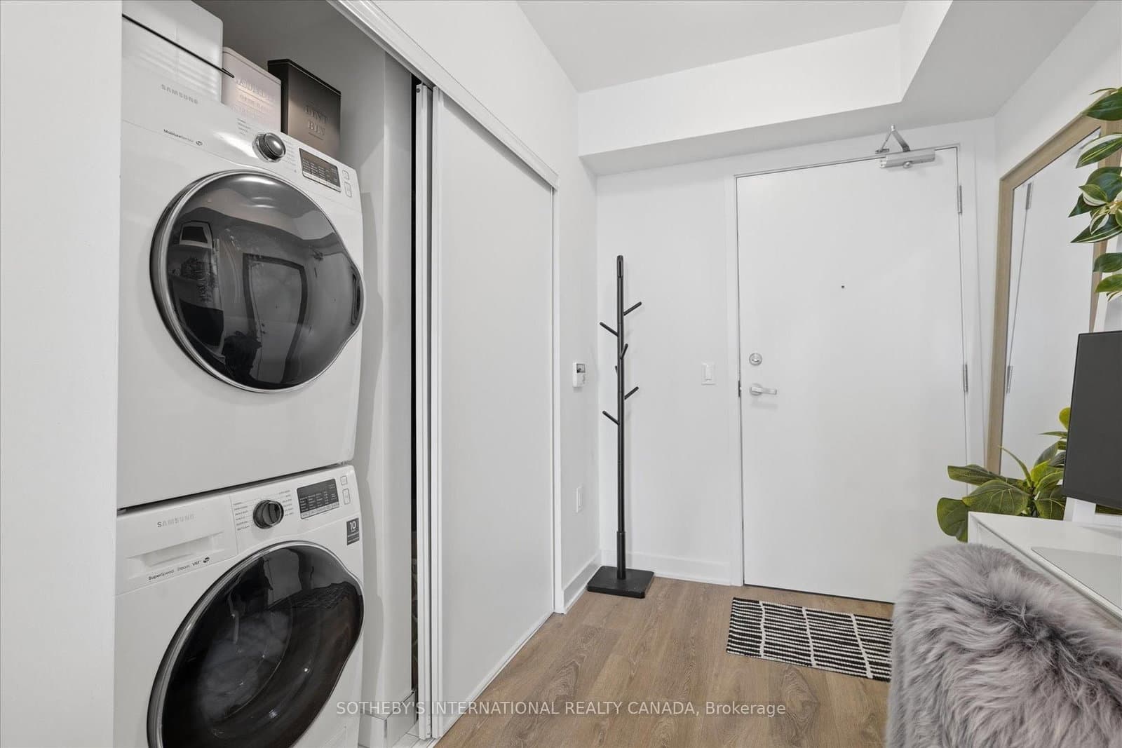 195 Redpath Avenue, Unit 2307 thumbnail 21
